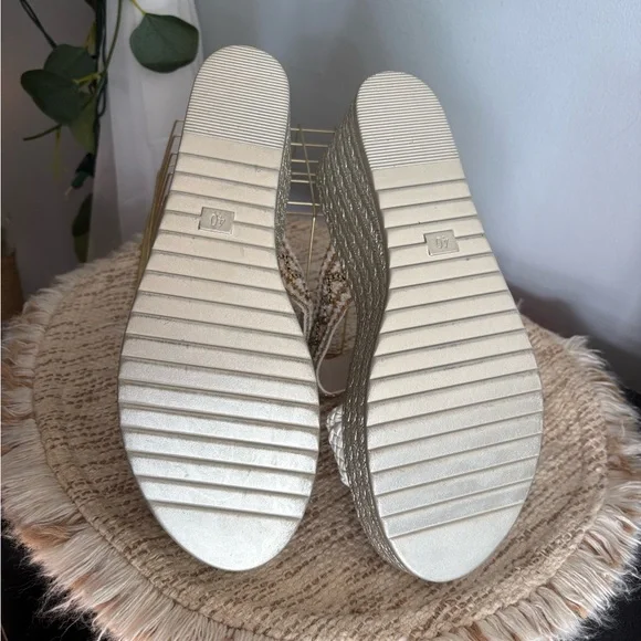 Braided Wedge Sandals - Cream and Tan - Picture 4 of 4